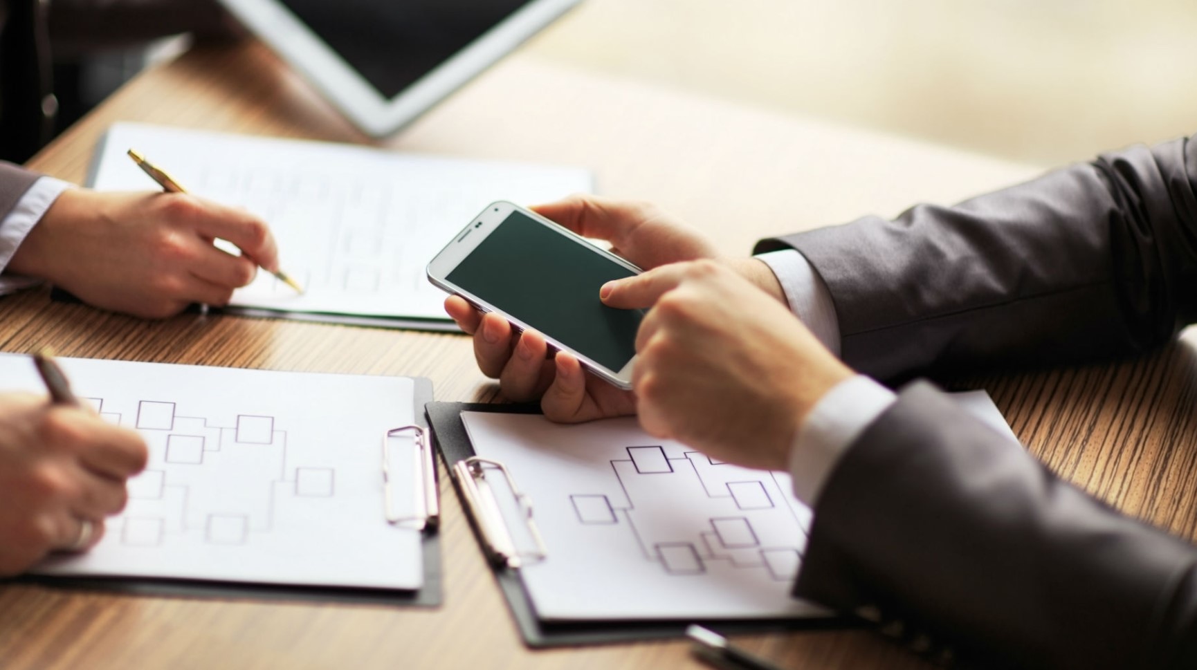 How to know when it’s time to update your business mobile strategy?